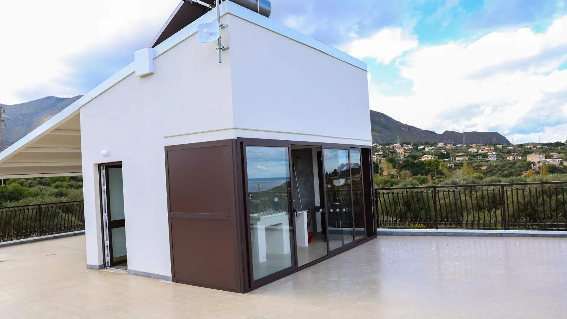 Villa Trabia Casa Bianca A Mandra Capreria