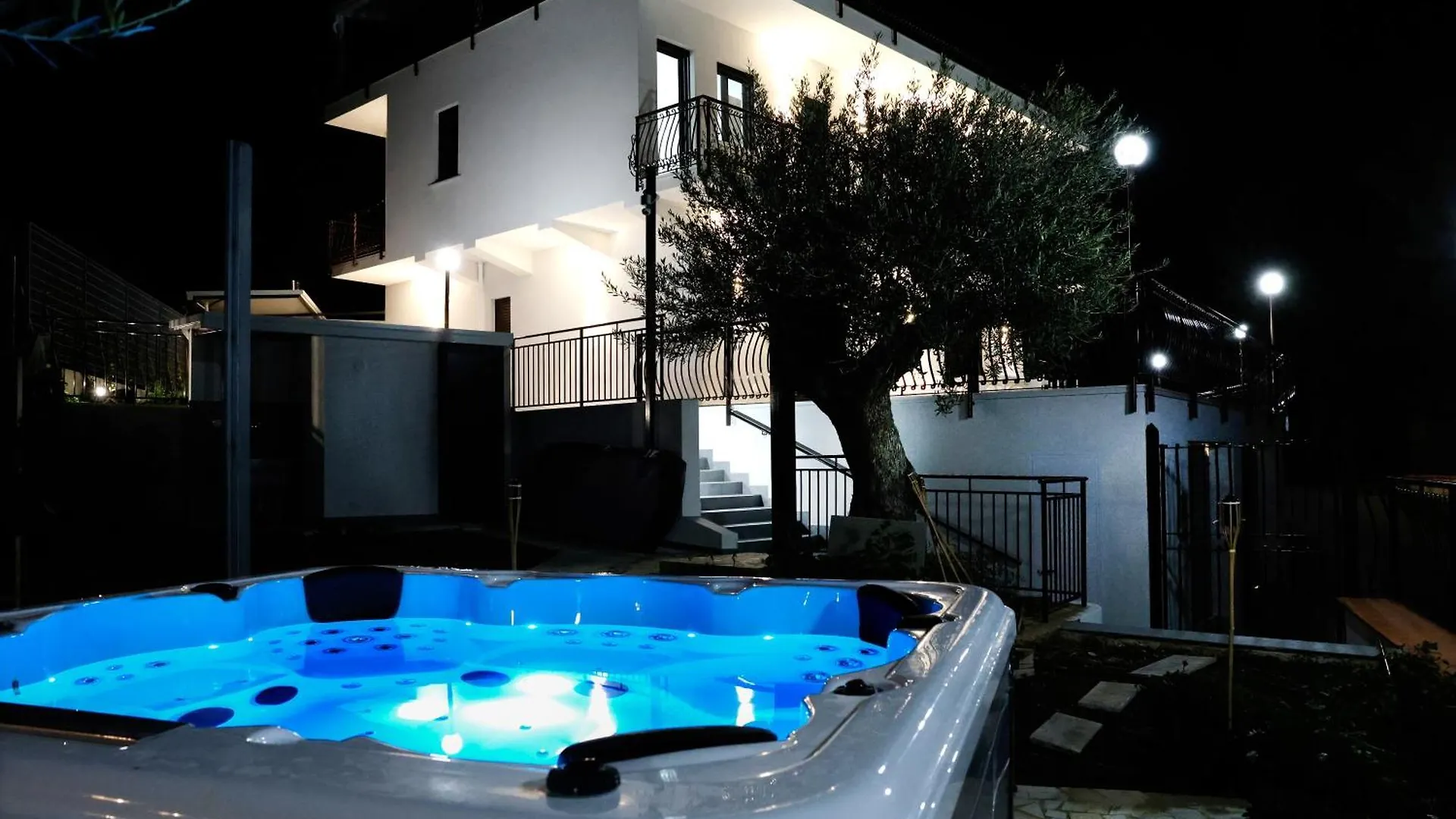 Villa Trabia Casa Bianca A Mandra Capreria Italia